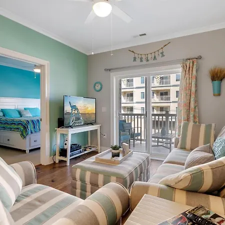 Residence 103N At The Sandcastle Condominiums